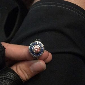 Ring not sure what size or the meaning for it